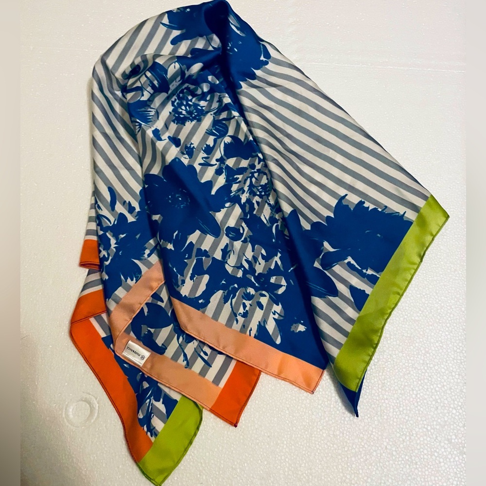 100% Polyester Scarf, 28”L X 27.5”W, gray & white, blue flowers.
